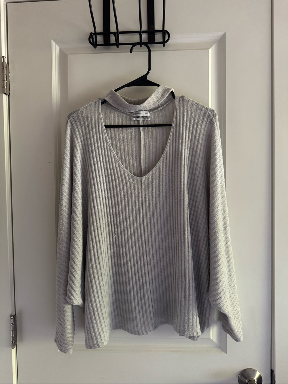 Urban Outfitters Ribbed Scoop Neck Sweater in Gray Size Small